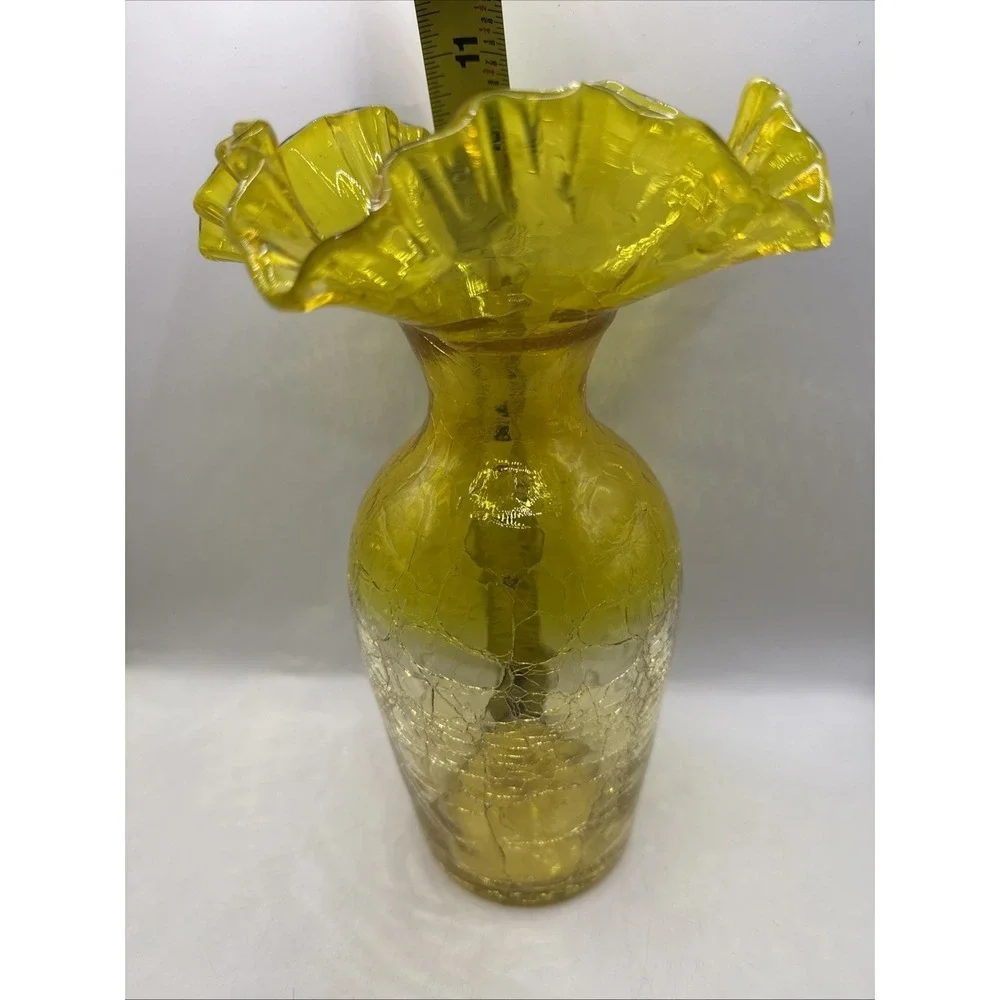 Blenko style hand blown yellow‎ art glass vase with a ruffled rim GLOWS RED